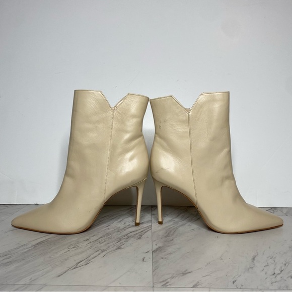 Schutz Betsey Eggshell Leather Pointy Toe Heeled Bootie 10 1/2 B - Picture 8 of 15